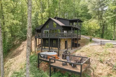 Image de Moondance|Modern Cabin|Hot tub+Fire pit