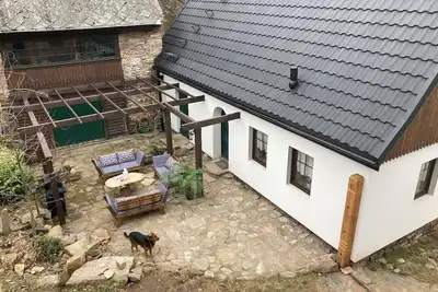 Image de Zarembianka Guest House is green, quiet and surrounded by nature.
