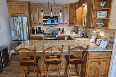 Image de Charming 2-bedroom guest suite right on Keuka Lake with all the comforts of home
