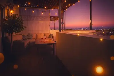 Image de Modern Home with Parking 3ac & 1k&3q beds, Netflix