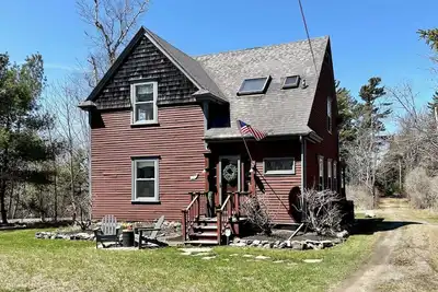 Coastal Charm Awaits at This Orr’s Island Retreat!