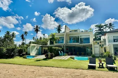 Relaxing Beachfront Villa in Portillo Las Terrenas w/optional 6 or 3 bedrooms