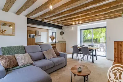 Image de Gîte de charme rénové, climatisé et spacieux pour 4 à Vivy