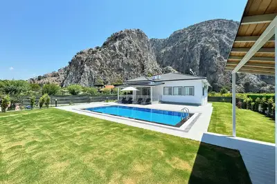 Villa Defne 2 Bedroom with Private Pool and Big Garden in Dalyan