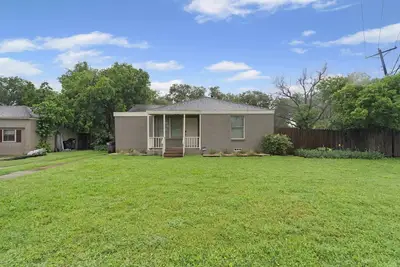 Image de Blue Bonnet Circle/Tcu