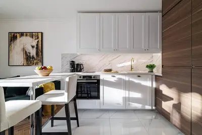 Sunlight Properties - Suze modern city studio