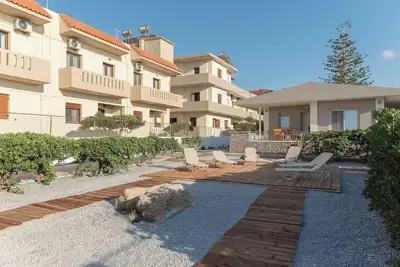 Image de Aelia Seafront 2 Bdr Villa by Hospi