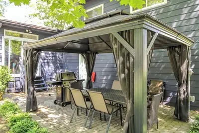 Image de Charming 4-bedroom house with Ac, WiFi in brilliant Wasaga Beach