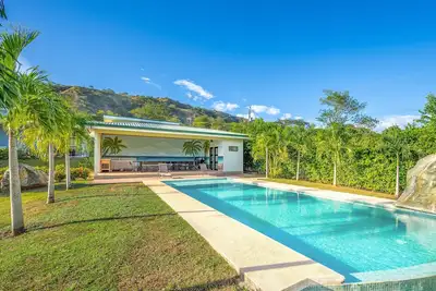 Image de Villa Sol y Mar Shared Pool 2 miles to Beach