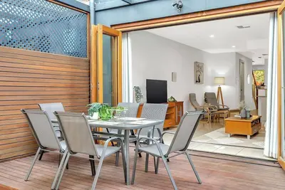 Image de Urban Junction Walk to Mawson Lakes Dining and Shops