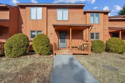 Image de New! Twin Fawns 3-Bedroom Townhouse with Pool by The Summit at Gore Mountain