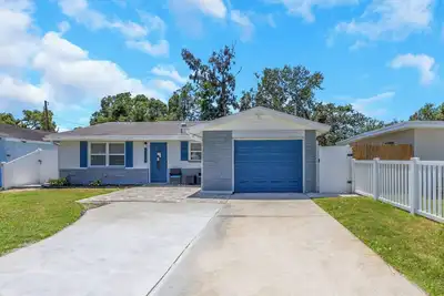 Image de Ultimate Florida Getaway: 2 Units, 1 Great Stay!