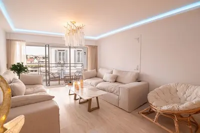 Image de 2-bedroom luxurious apartment with balcony in Cannes