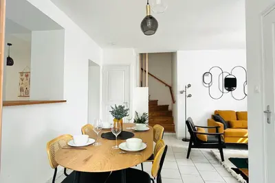 Image de Fantastic 2-bedroom house with WiFi in Cambrai