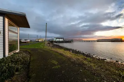 Image de Water & Sunset Views-with Ac, WiFi in Garibaldi