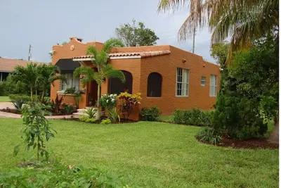 Image de The 1928 Spanish Casa-Delray Beach-Walk To Atlantic Ave, Beach And More