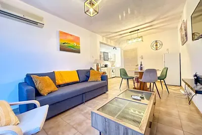 Mackenzie 1br with Parking & Balcony | Partial Sea View