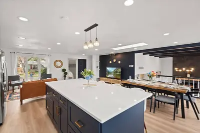 Image de Lake Arbor Family Retreat with Backyard Oasis