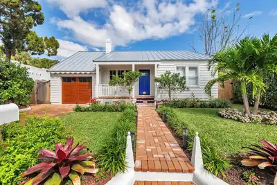 Image de Luxury West Palm Beach House - Private Pool, Designer Kitchen, Prime Location