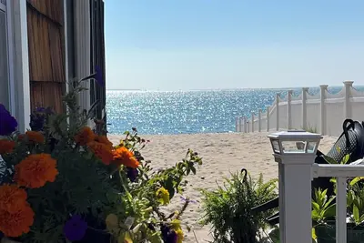 Image de Waterfront Charming 4 Bedroom Cottage with Ac, WiFi & Beach in Serene Old Lyme