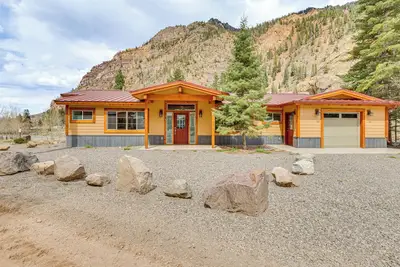 Image de On-Site River Access: Mtn-View Ouray Oasis!