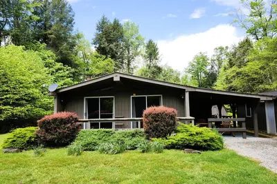 Image de Red Bud Cabin Rental