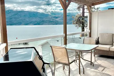 Image de Cabin 11 at Peachland Beach Resort