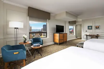 Image de Gorgeous Find! 3 Great Units, Pet-Friendly Property, City View, Onsite Dining