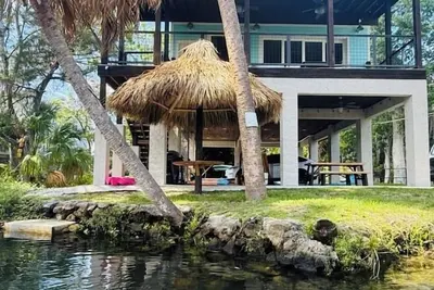 Image de Weeki Tiki House: Laid-back paradise on the Weeki Wachee River