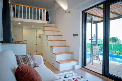 Image de Heated (Private) Pool - Lake View - Sheltered 3 Person Tiny House