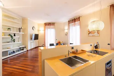 Image de Bronzino Luxury Home