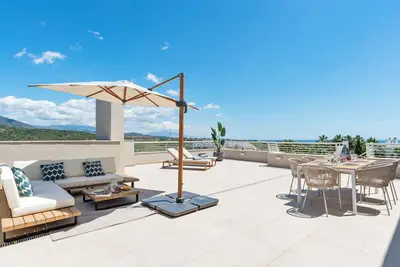 Image de Royal Penthouse Sunny Golf