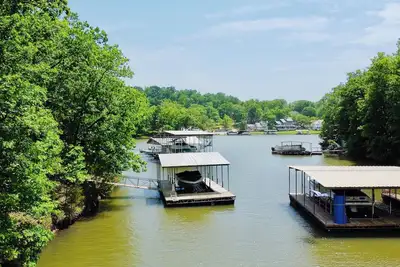 Image de Top Notch Lake Retreat – Private, Peaceful, and Spacious Getaway