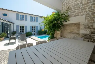 Image de Maison familiale avec piscine – À 100m du port de La Flotte
