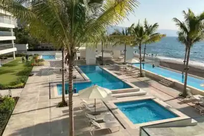 Image de Oceanfront at Harbor 171 - 2 Bedrooms | Pool | Beach | Premium Amenities