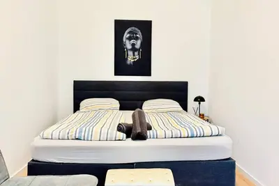 Image de 5br Apt. Ideal for Groups; 7- Min to Westbahnhof