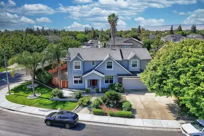 Image de Spacious 5-bedroom house in charming Tracy with Ac, WiFi