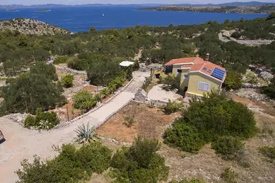 Image de Superbe maison à Sali avec WiFi