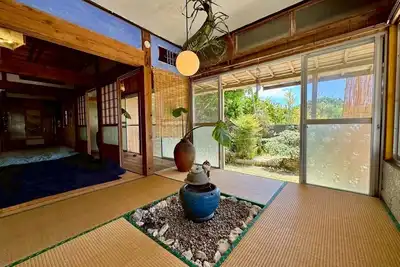 Image de 【大人数で泊まれる一棟貸し】なかまあじーんやー(手久津久)【海近くの素敵な島暮らし体験】