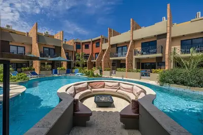 Image de Cozy 2br/2ba Townhouse Short Walk to the Beach at Porta Al Sole 9 by Bocobay
