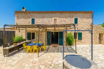 Image de Maison en pierre à Son Macià avec piscine