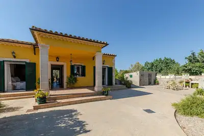 Image de Villa en centre ville Ă Buger