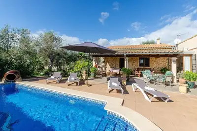 Villa dans un endroit serein