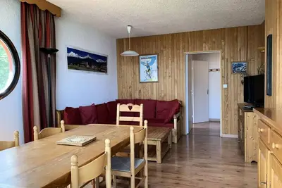 Image de Appartement de 6 personnes exposé Sud Sud/Est avec grand balcon et une très belle vue montagne
