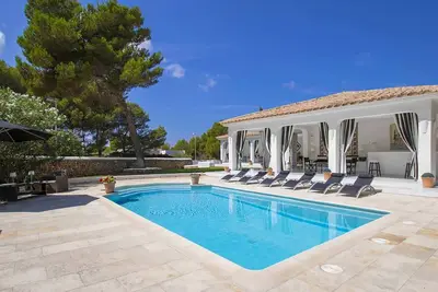 Image de Villa Ă Mercadal avec 5 chambres Ă coucher, 9 couchages