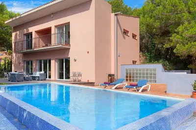 Image de Villa à Palafrugell avec 3 chambres à coucher, 6 couchages
