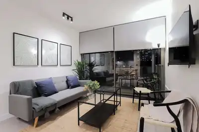 Image de Las Condes Crew Comfort: 2br near Mall + Amenities
