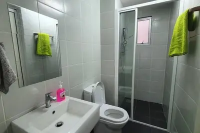 Image de Lovely modern condo (5) with pool view @ Bangi