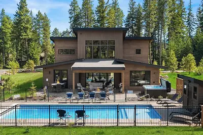 Image de Beautiful 6br Golf Course Home with Private Pool! *Game Room*Hot Tub