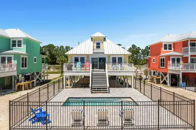 Image de Beachfront, Private Pool, Pet-Friendly, Secluded beaches of Indian Pass!